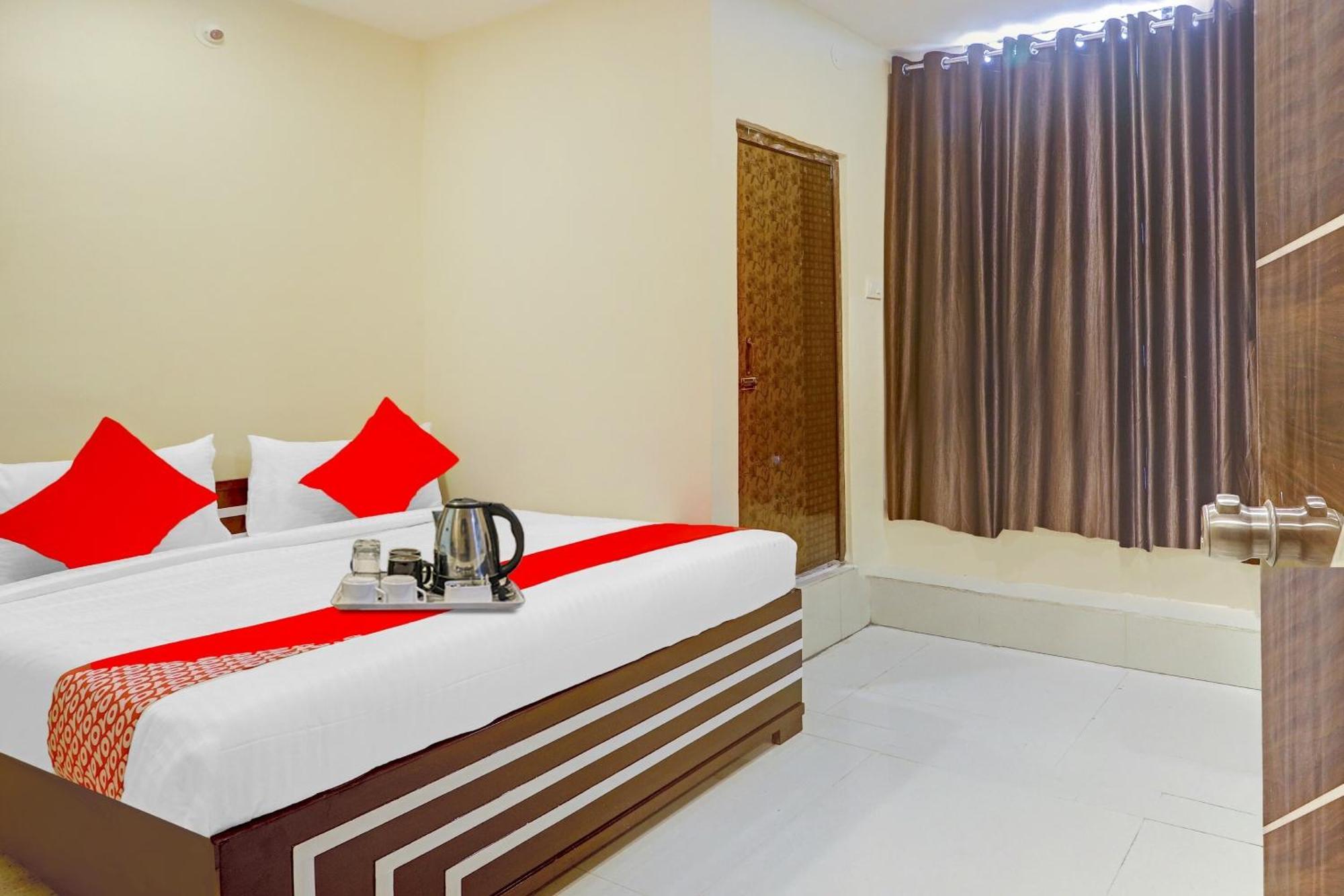 Hotel O Aayush Stay Inn Haïdarabad Extérieur photo